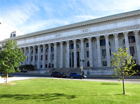 美国纽约州立阿尔巴尼分校1+3.5/2+3直通班项目