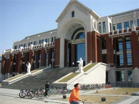 华东政法大学2017年春季自考招生简章（专升本）