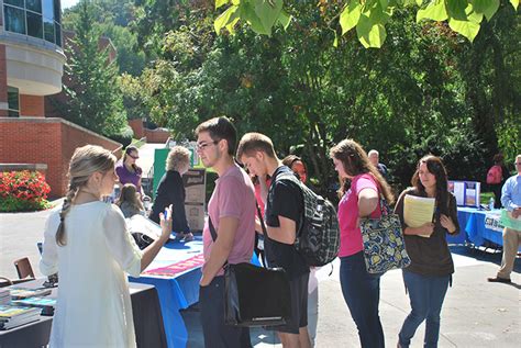 银川英皇留学：美国工程管理专业申请解析