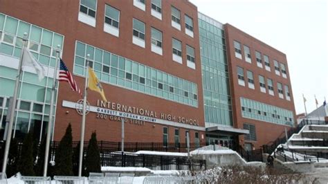 华师大华科高中国际部高中国际A班