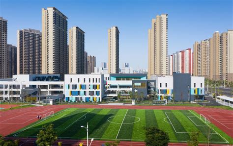 南京英国学校小学双语课程