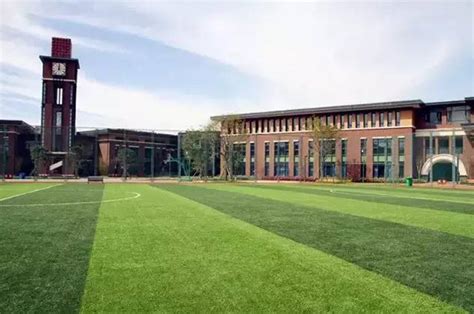 昆明市外国语学校国际部初中中英双语课程