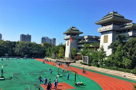 宏文学校成都安仁校区高中部