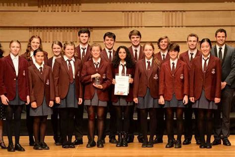 澳洲公立高中与私立高中对比