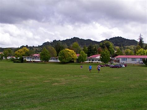 前往新西兰读高中所需满足条件