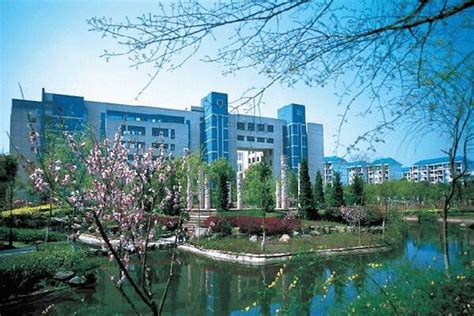 长沙新励成-科学发声课程