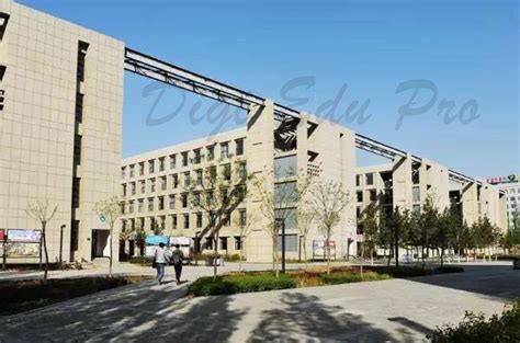 内蒙古学府考研—考研政治荣耀全程班