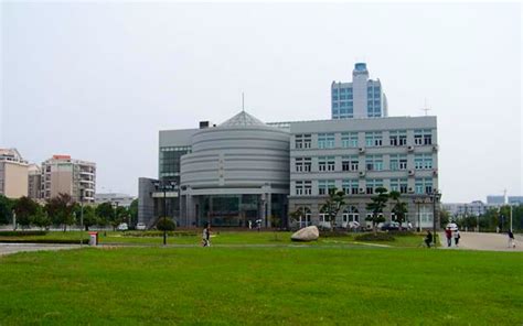 中南财经政法大学环境科学与工程专业课程研修班