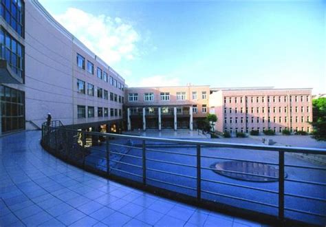 上海大学经济学院国际贸易学专业在职研究生