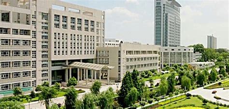 江苏大学药学院生物与医药硕士招生简章