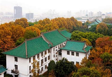 华中师范大学教育管理硕士（小学教育方向）在职研究生课程班