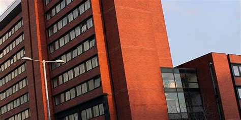 中国人民大学社会工作专业（社会政策与社会治理方向）在职课程培训招生简章