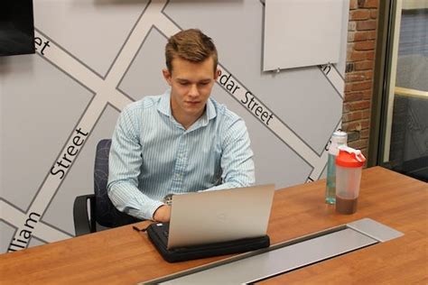 对外经济贸易大学金融学专业（公司金融与投融资方向）课程研修班（ 广州班）