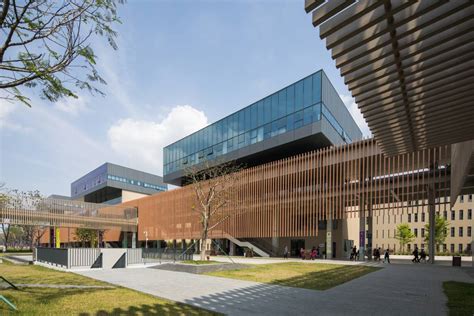 深圳大学美国荣誉课程