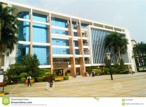 深圳中学实验体系课程（国际高中）
