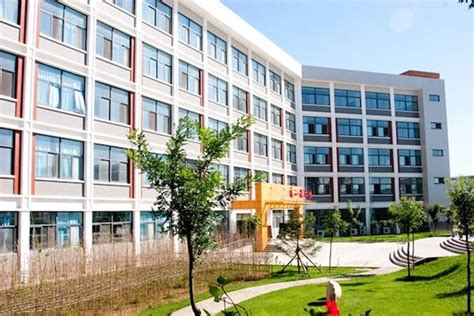 秦皇岛市中学国际班美国高中课程