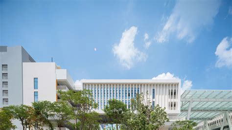 武汉市洪山中学国际部中加国际课程
