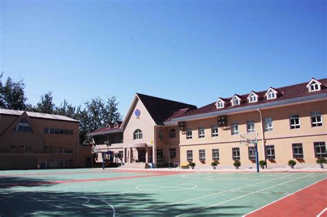 重庆耀中国际学校高中课程