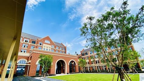 重庆为明学校高中国内班课程