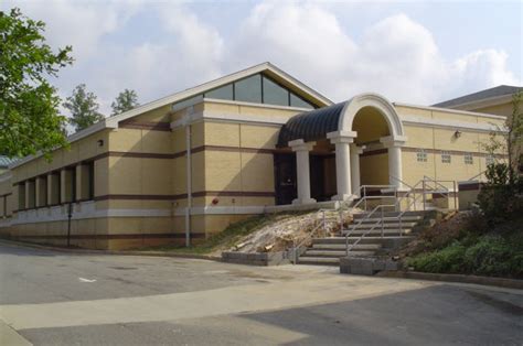 圣弗朗西斯男子高中-招生简章