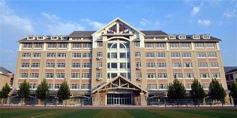 天津外国语大学附属外国语学校美国高中课程