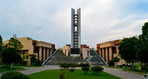中国传媒大学2+2出国留学预备课程项目2021年招生简章