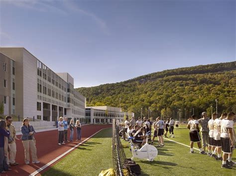 美国1+4国际预科班