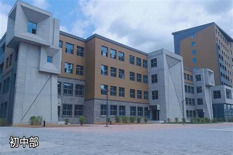 鞍山市新世纪学校加拿大高中课程