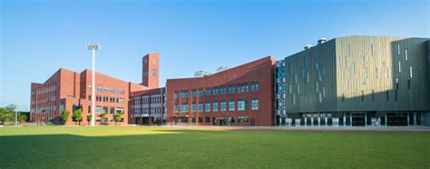 上海德威英国国际学校（闵行）小学中英双语课程