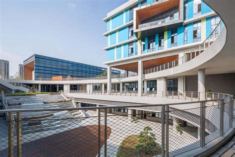 宁波爱学国际学校初中中英文双语课程