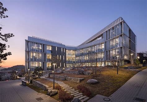 新府学外国语韩国国际高中课程