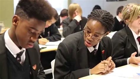 圣保罗天主教高中-招生简章