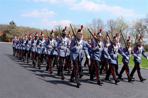 福吉谷军事学院-招生简章