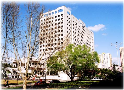 对外经济贸易大学法学专业在职课程培训班招生简章