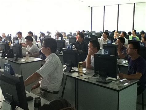 上海职业培训学校、涡轮增压发动机机械系统拆装台