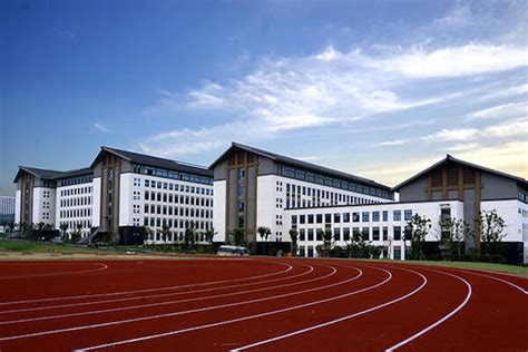 镇江雅思培训 直达65分钻石班