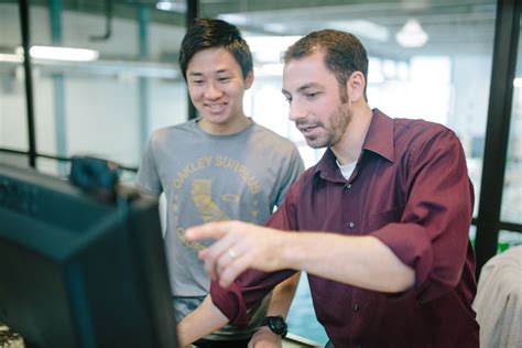 上海出国培训、雅思培训VIP班