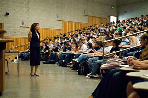 去加拿大读语言学校要什么条件