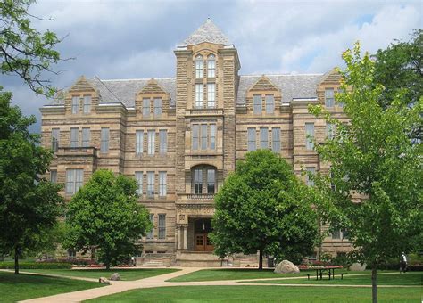 美国凯斯西储大学成人与老年基础护理专业详解
