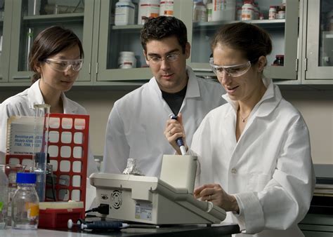 医学工程专业英国好大学推荐