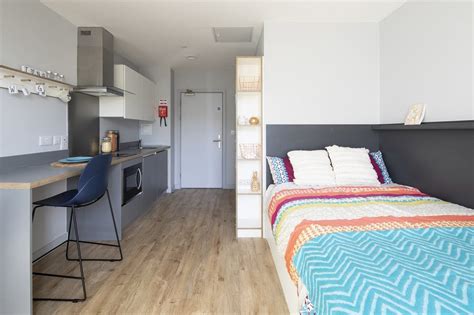 卡迪夫大学法律专业录取率高吗?