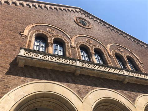 日本一桥大学的办学特色及专业设置