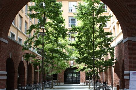 日本留学 同志社大学的特色优势及城市概况