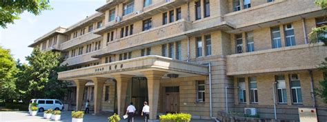 日本留学一桥大学和千叶大学哪个好