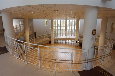 岐阜县立看护大学学校官方
