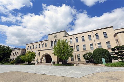 神户亲和女子大学学校专业详解