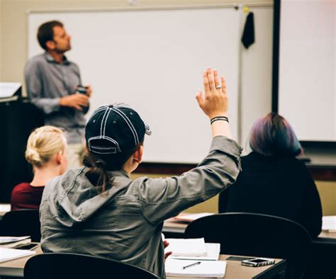 乌克兰留学专业挑选指南 怎样选择合适的专业