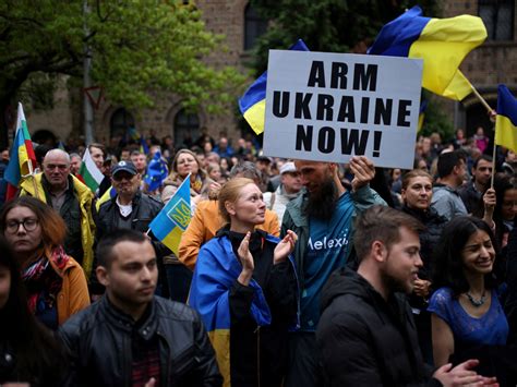 保加利亚留学 保加利亚的基础教育分两大类