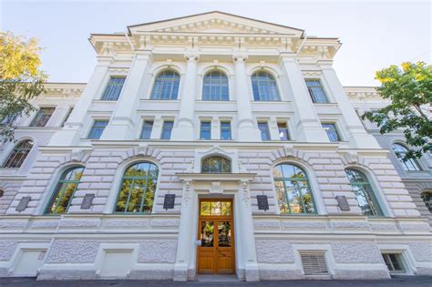 国内二本毕业可以申请圣彼得堡彼得大帝理工大学读研吗