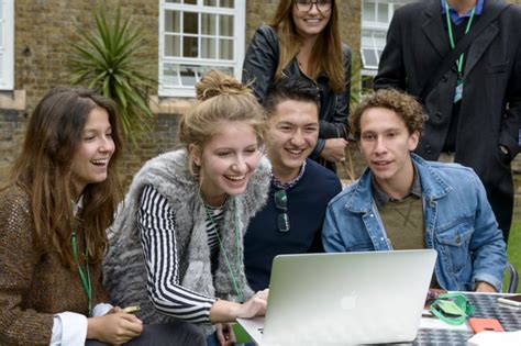 2020俄罗斯本科申请条件 怎样申请名校硕士留学